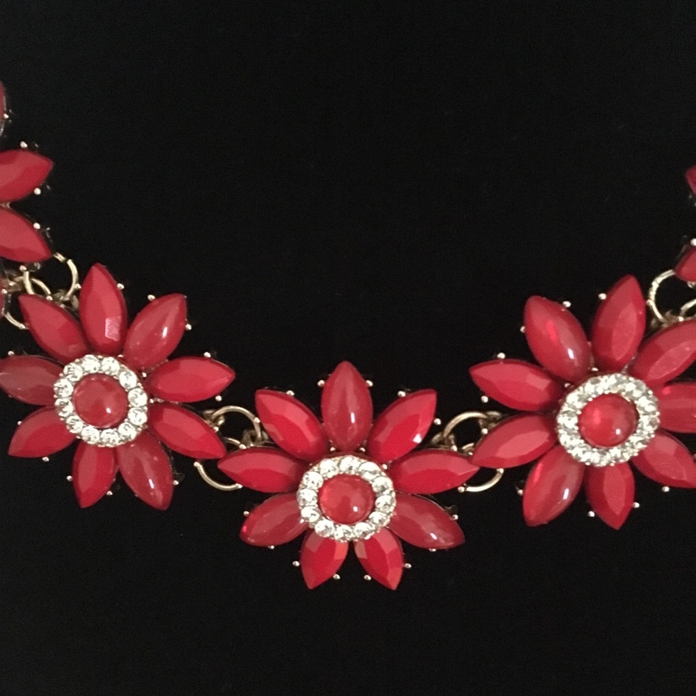 Red Flower Necklace With Rhinestones - Picture 3 of 5